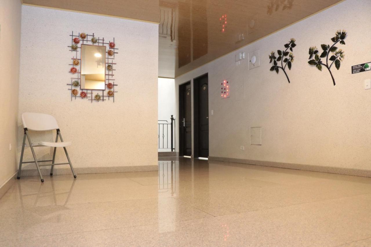 Hoteles Bogota Inn Lago Chico Zona Rosa المظهر الخارجي الصورة
